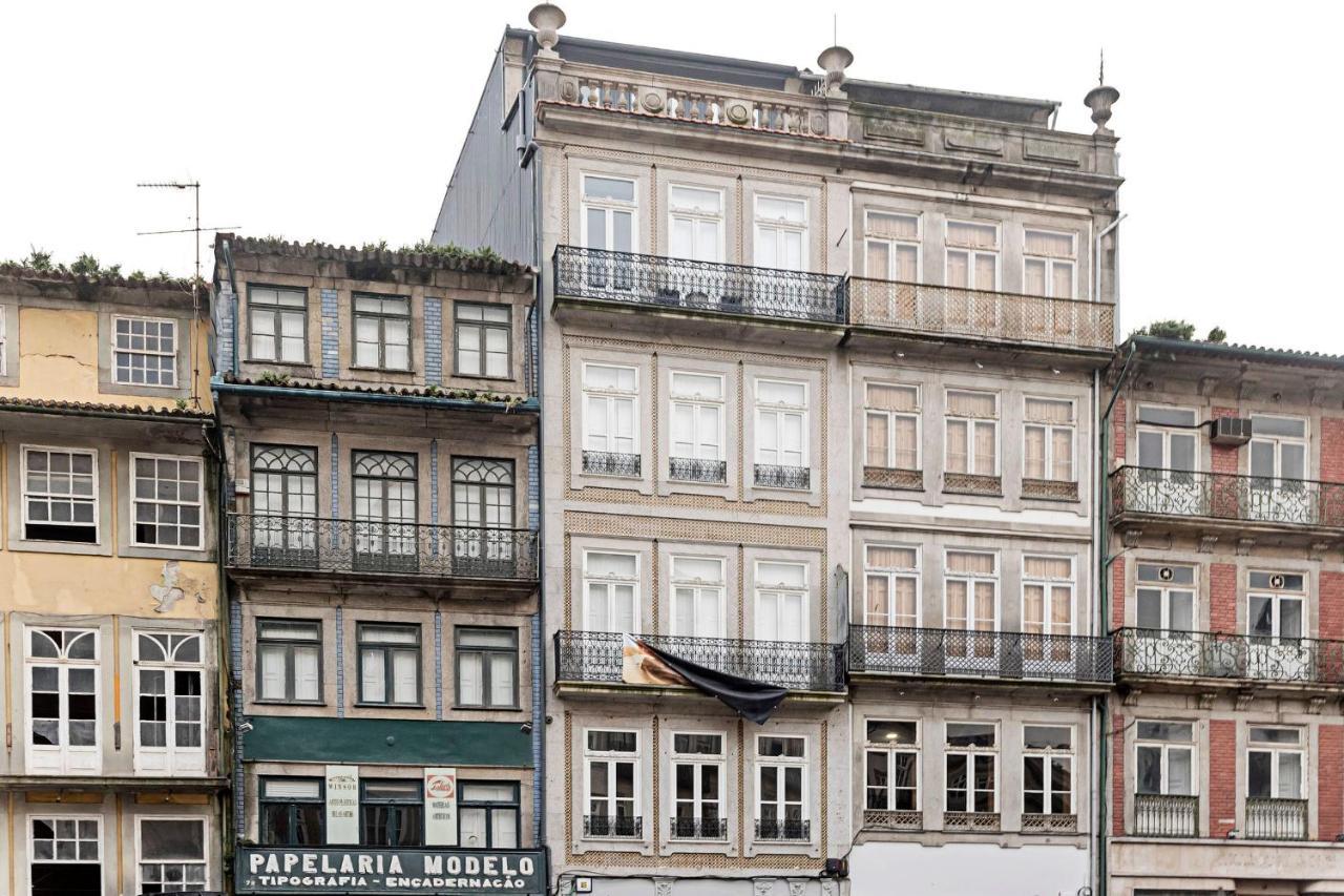 Loios 1Br Flat Downtown By Lovelystay Porto Exterior photo